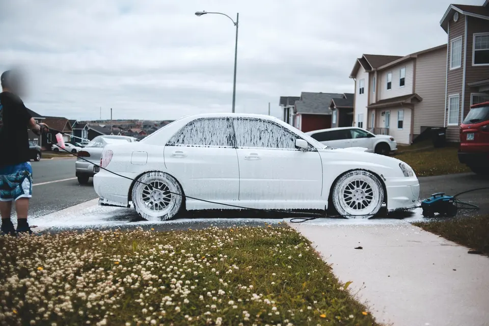 Car washing with soap and pressure washer